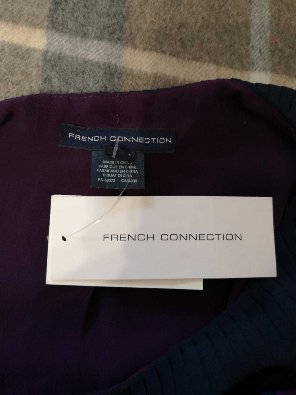 Платье French Connection, 4US