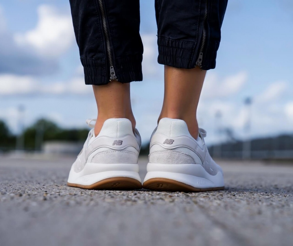 Кроссовки New Balance 247, размер US7.5/UK5.5/EU38