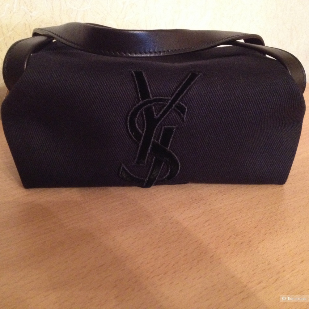 Сумочка  Yves Saint Laurent, 20х10х10 см.