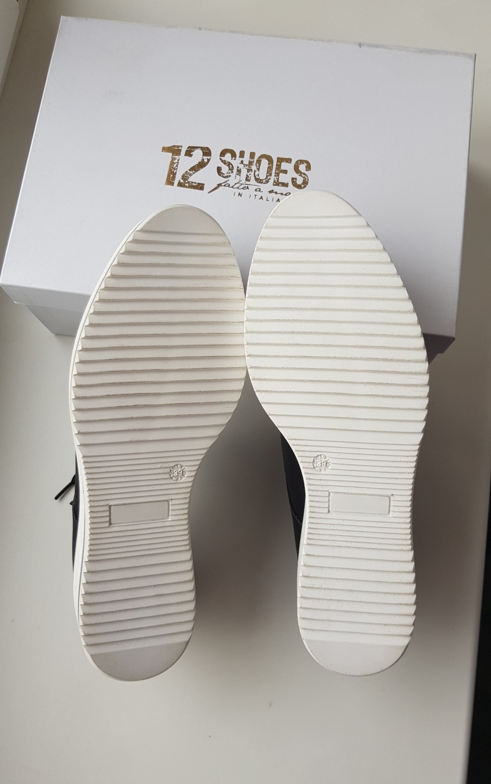 Обувь на шнуровке TSD12, размер 39.