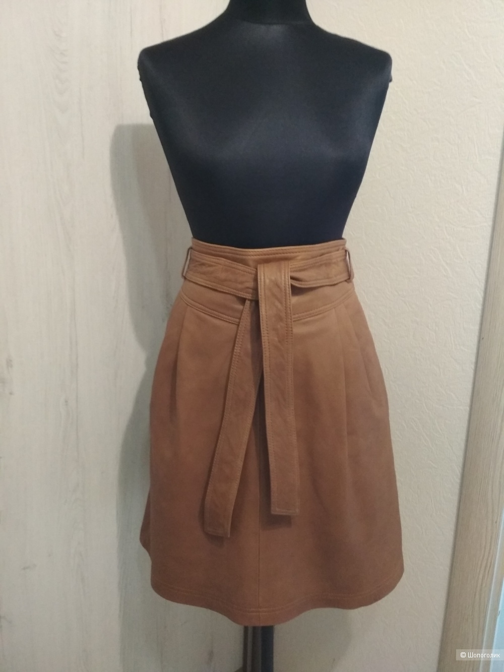 Кожаная юбка Massimo Dutti, р.46