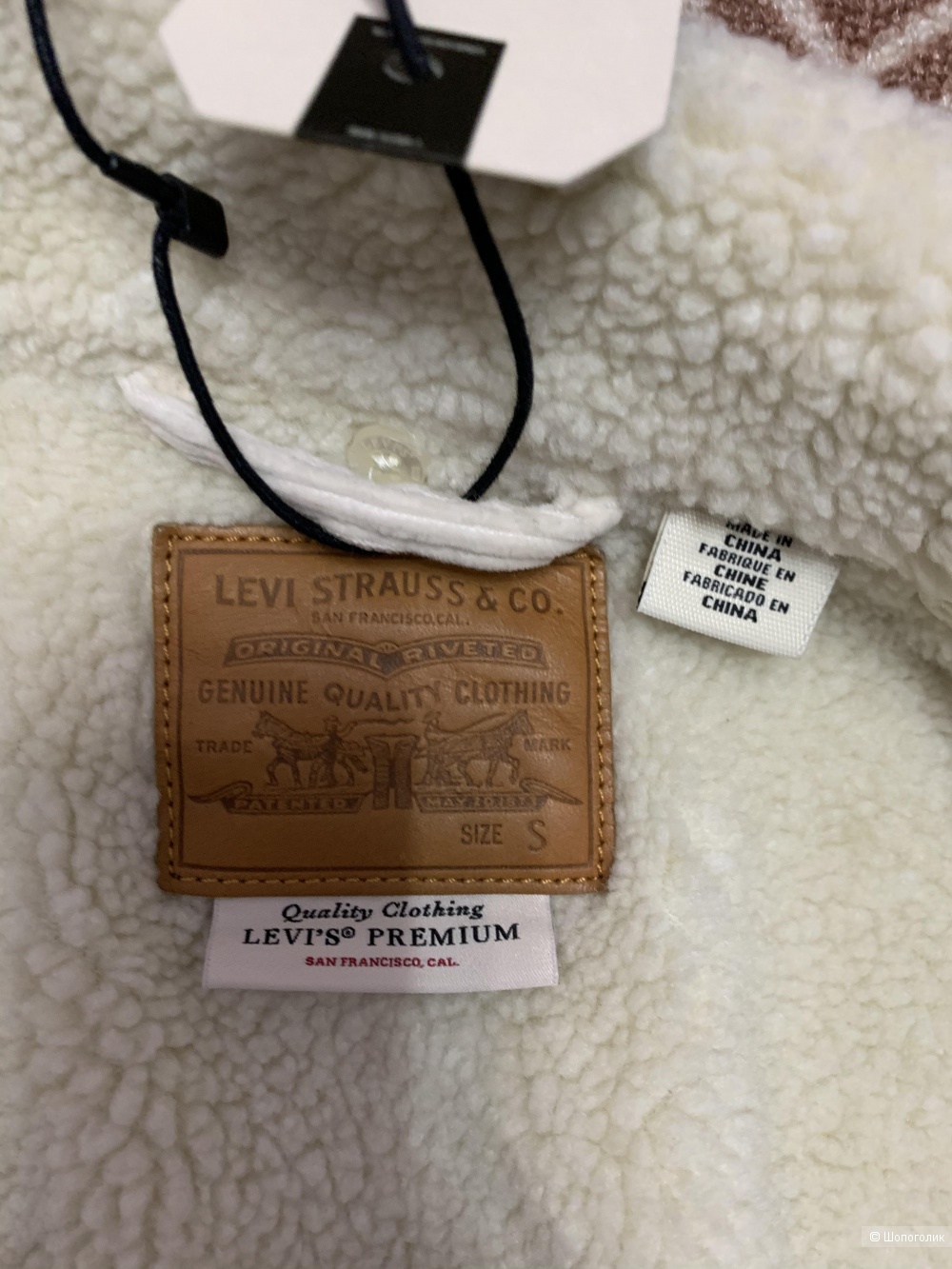 Новая куртка Levi’s ,размер s (42-44).