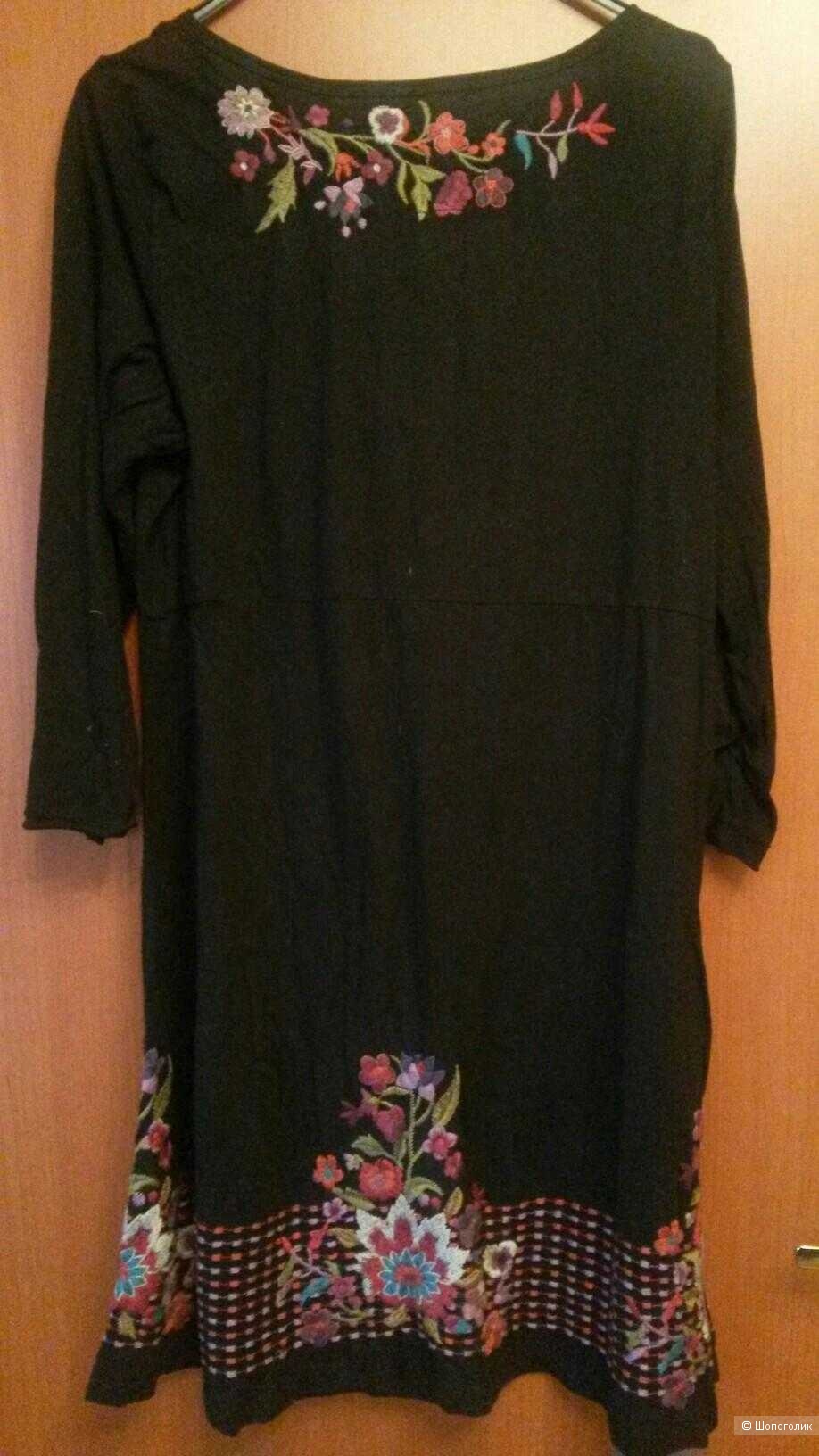 Чёрное платье с вышивкой 52 54