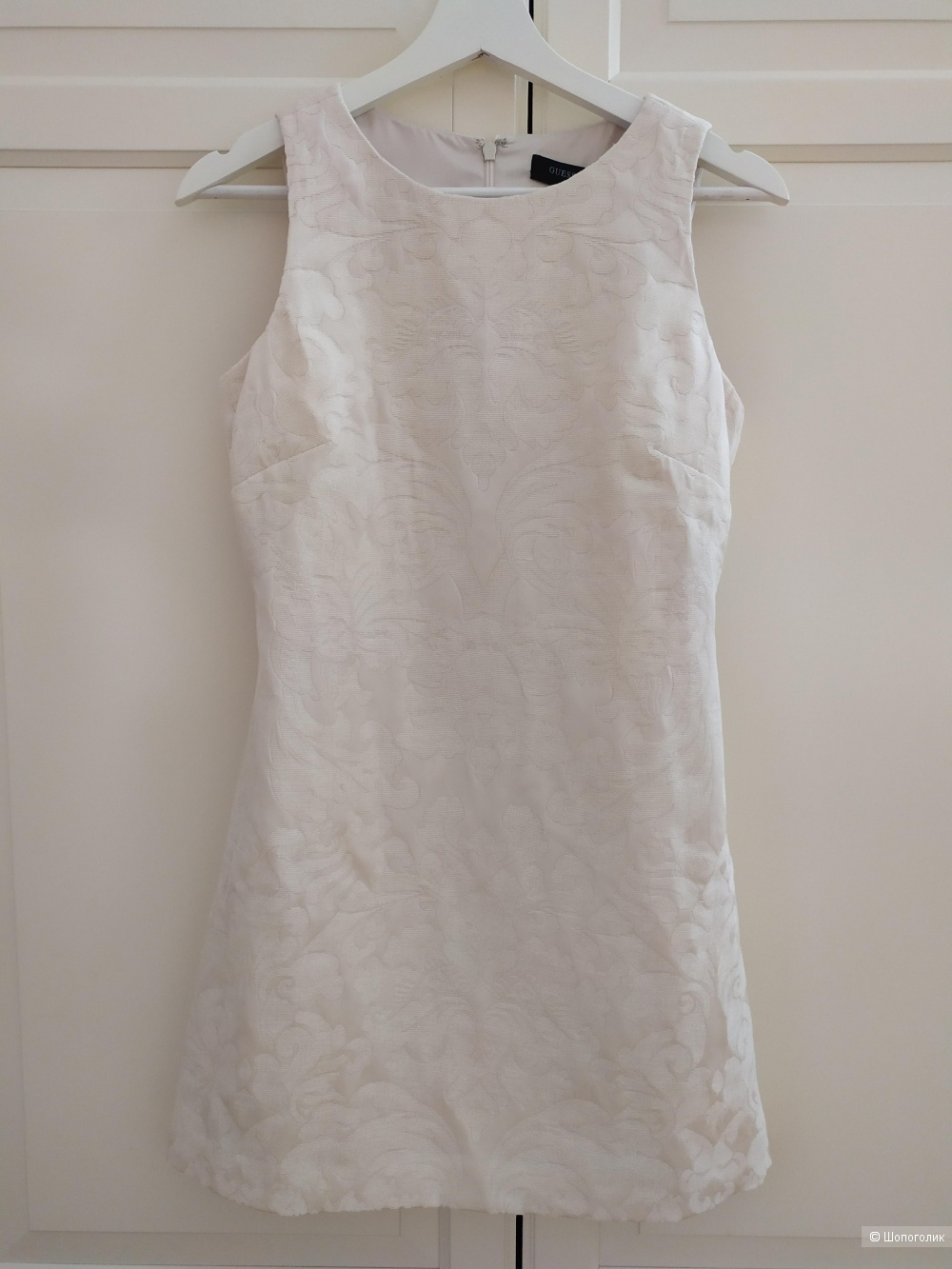 Платье GUESS, размер 4 (42-44)