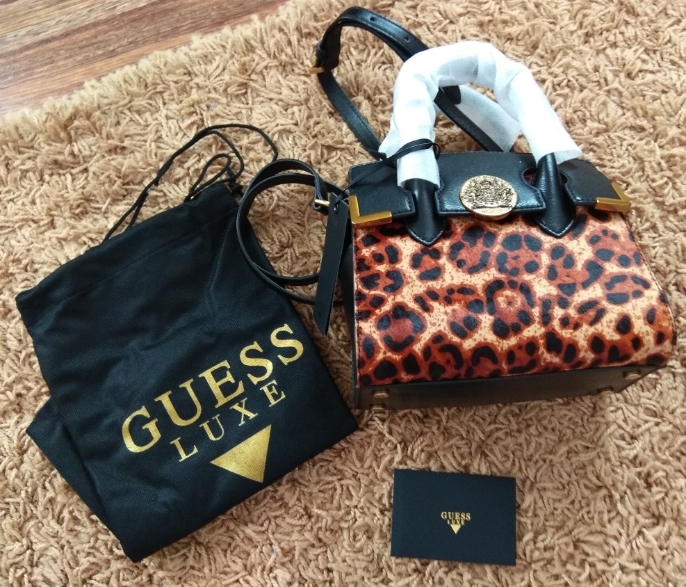 Сумка Guess размер мини