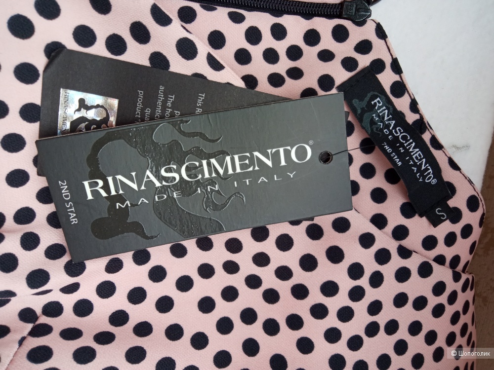 Платье RINASCIMENTO размере S.