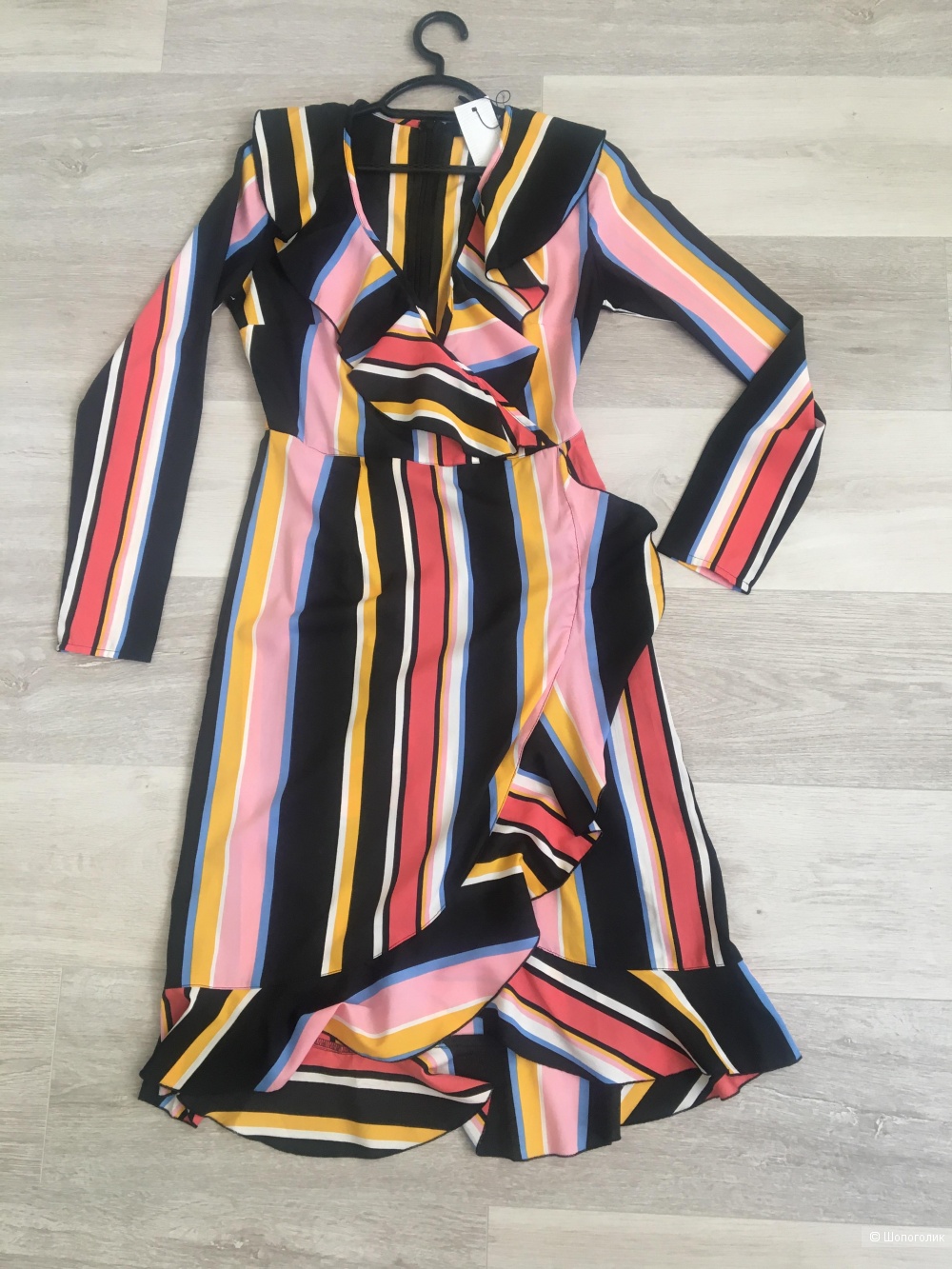 Новое платье Boohoo, 42 размер