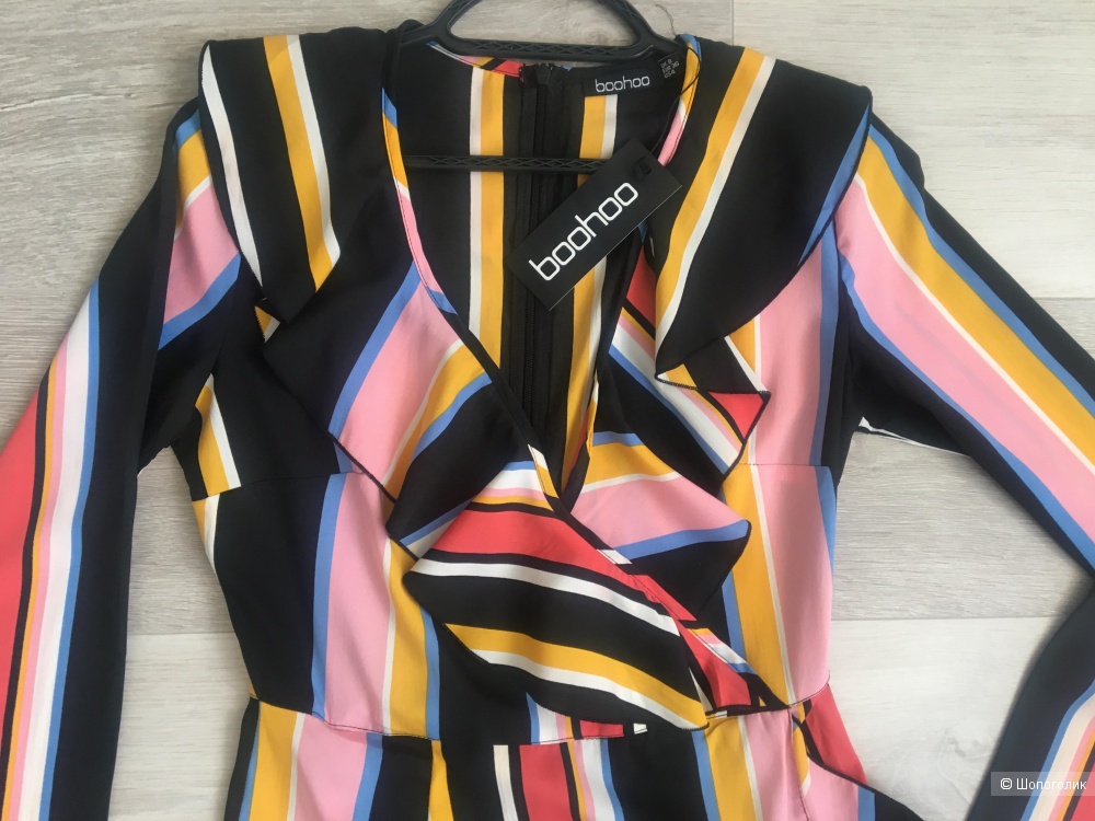 Новое платье Boohoo, 42 размер