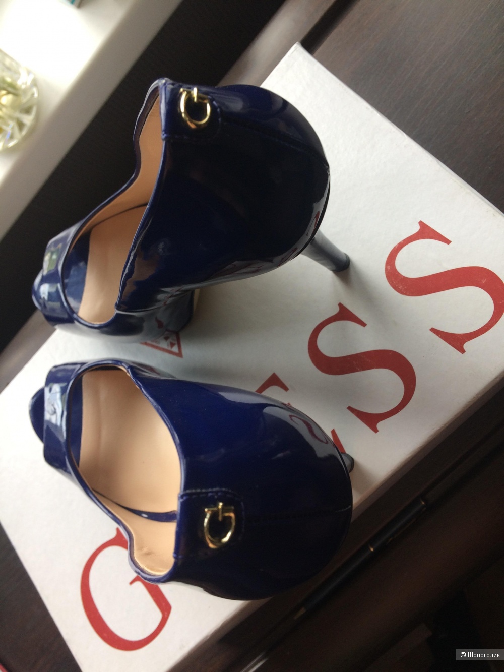 Туфли лакированные GUESS 37 (23.5 по стельке)