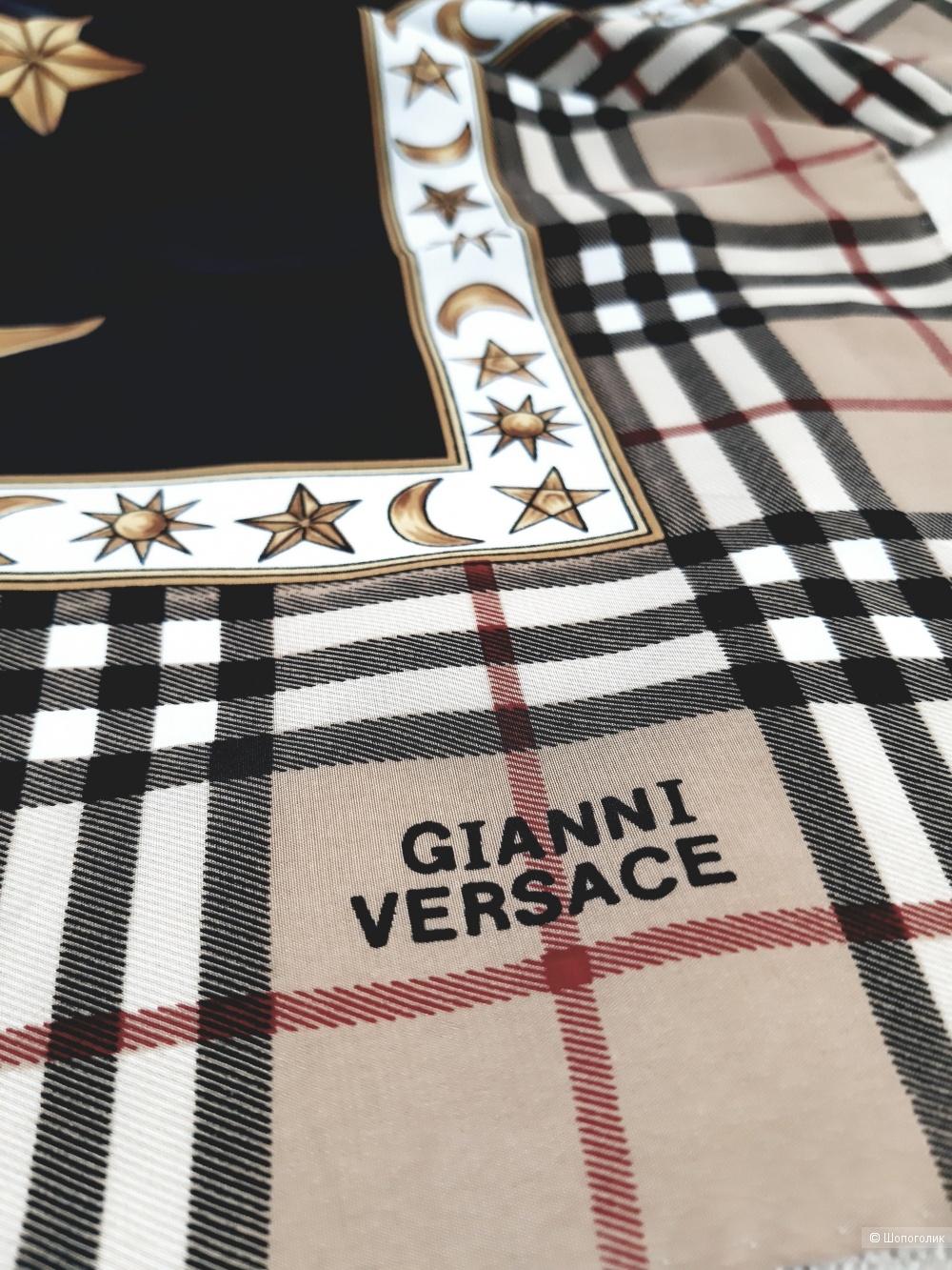 Платок  Versace , 86 х 86 см