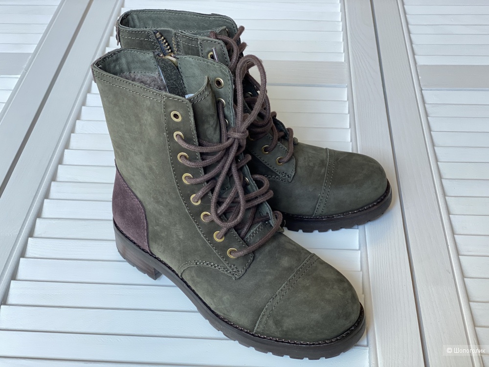 Ботинки UGG р. 35,5