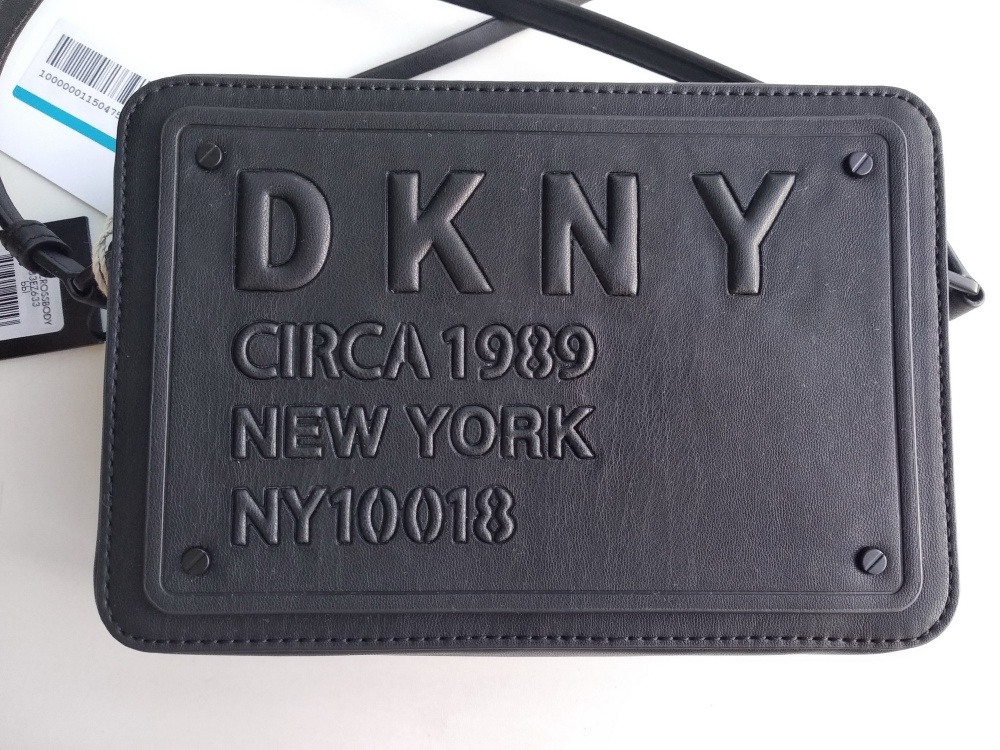 Сумка кроссбоди DKNY