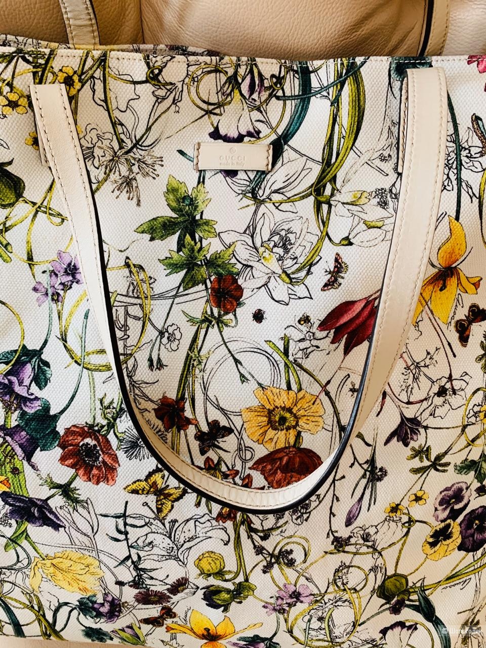 Сумка-тоут Gucci Flora Canvas Large