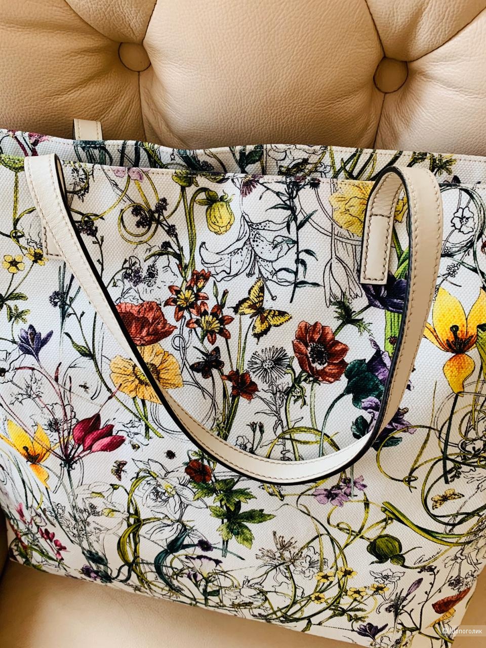 Сумка-тоут Gucci Flora Canvas Large