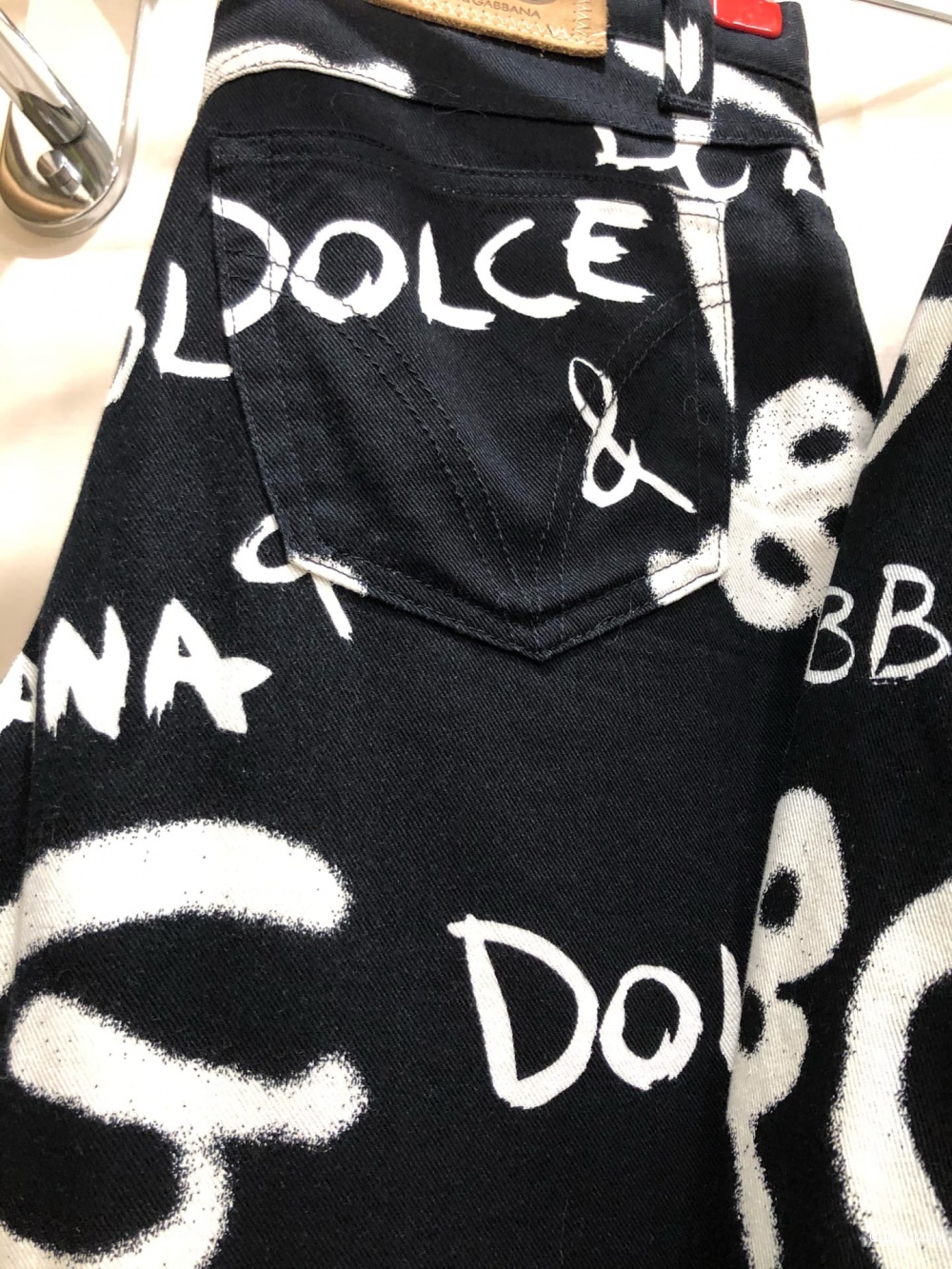 Костюм Dolce & Gabbana.Размер S-M.