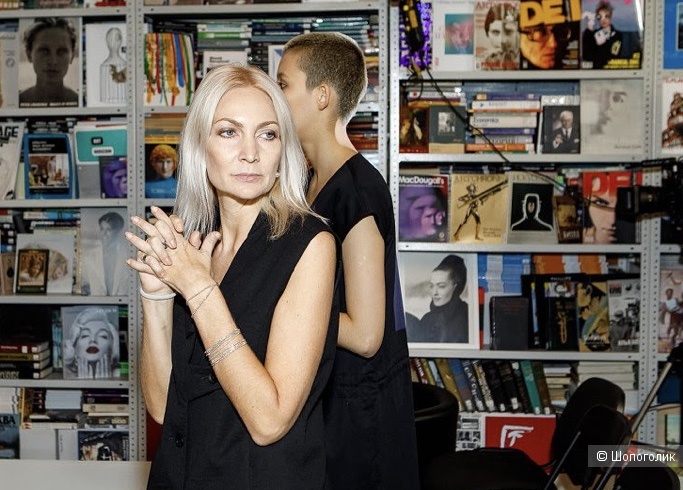 Блузка Natasha Drigant .Размер 42