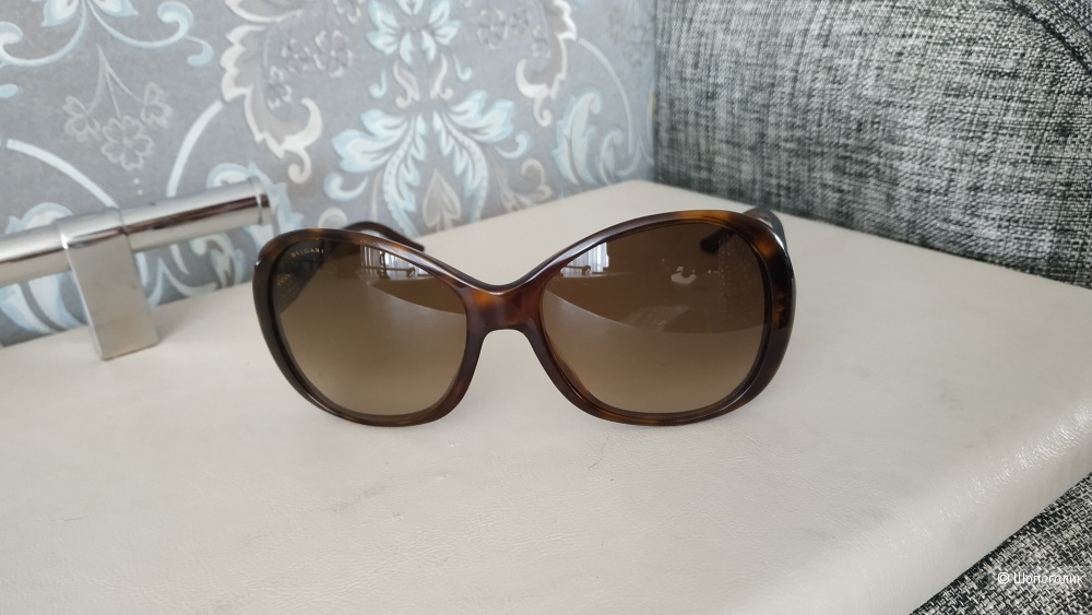 Солнцезащитные очки Bvlgari