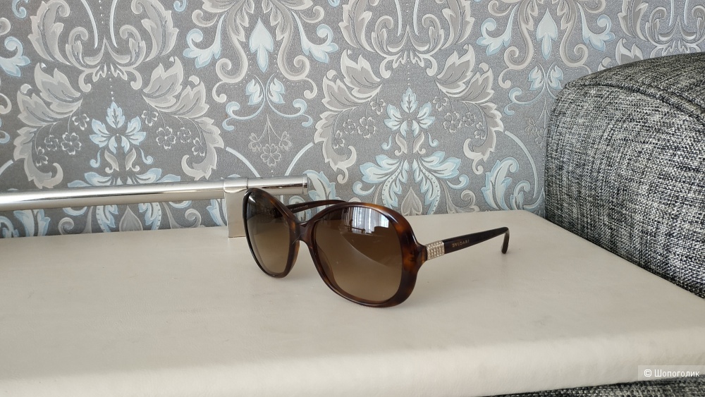 Солнцезащитные очки Bvlgari