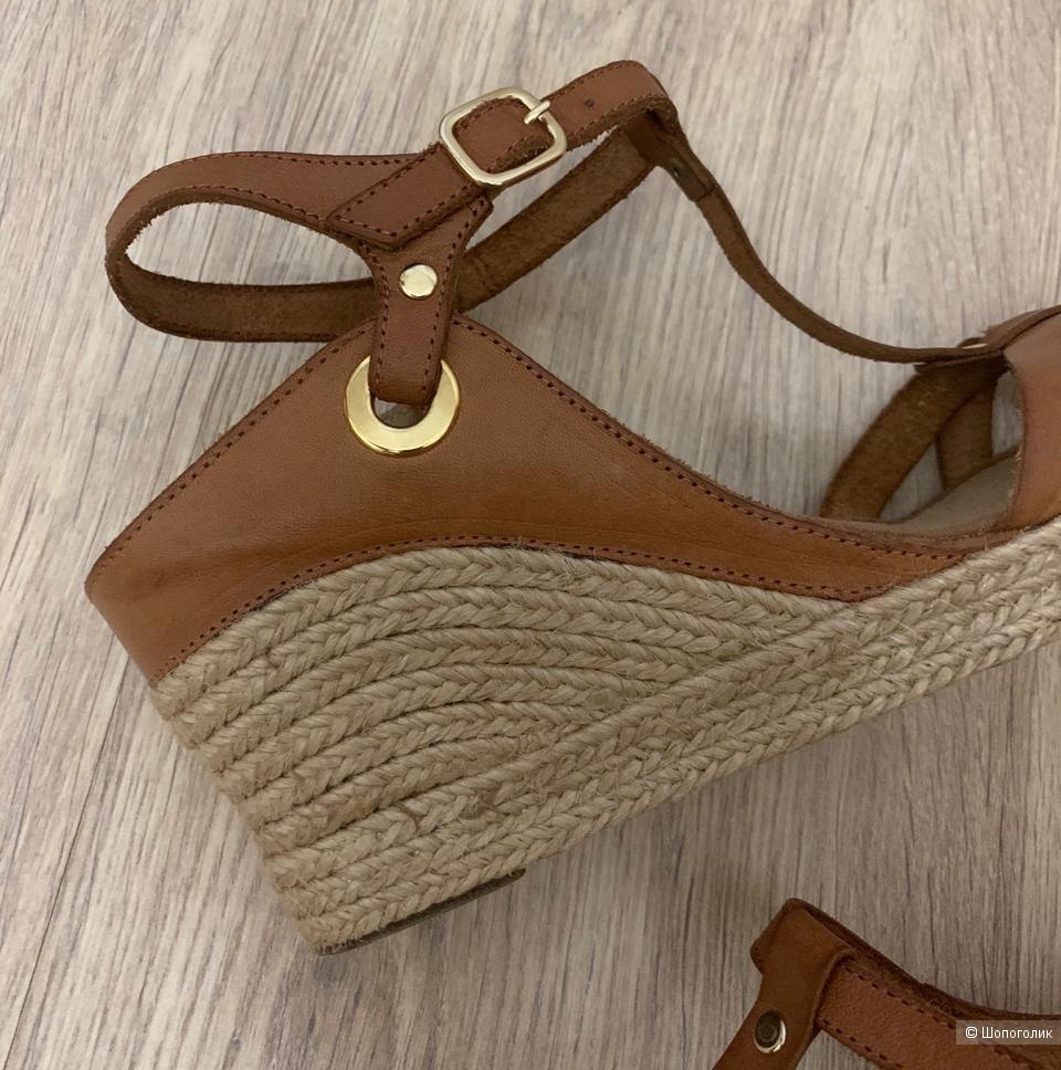 Carlo Pazolini босоножки 40