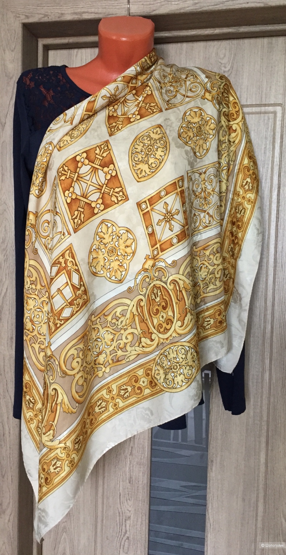 Платок Nicole de Beauvoir 84 x 84 см