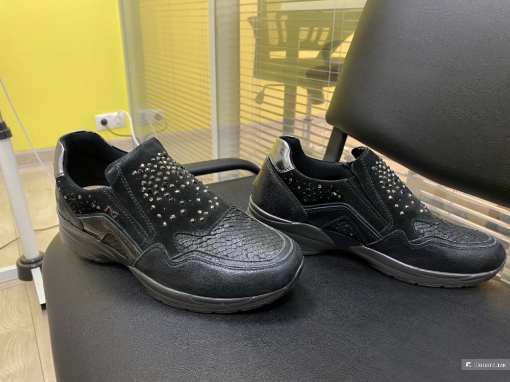 Кроссовки NERO GIARDINI 36