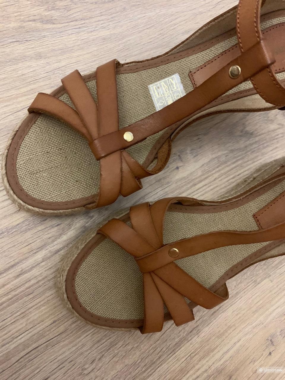 Carlo Pazolini босоножки 40