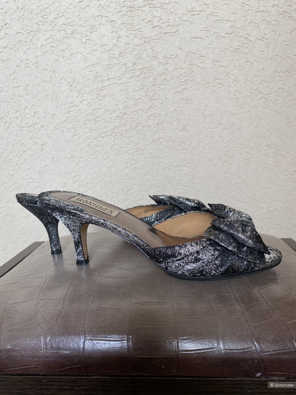 Шлепки Badgley Mischka, 7,5 (USA)