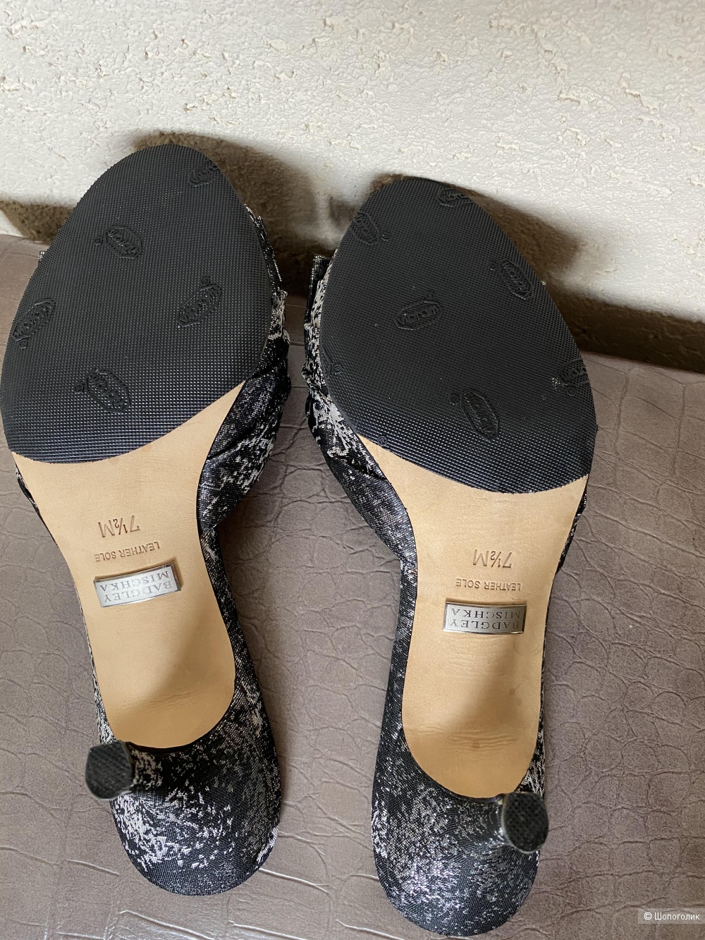 Шлепки Badgley Mischka, 7,5 (USA)