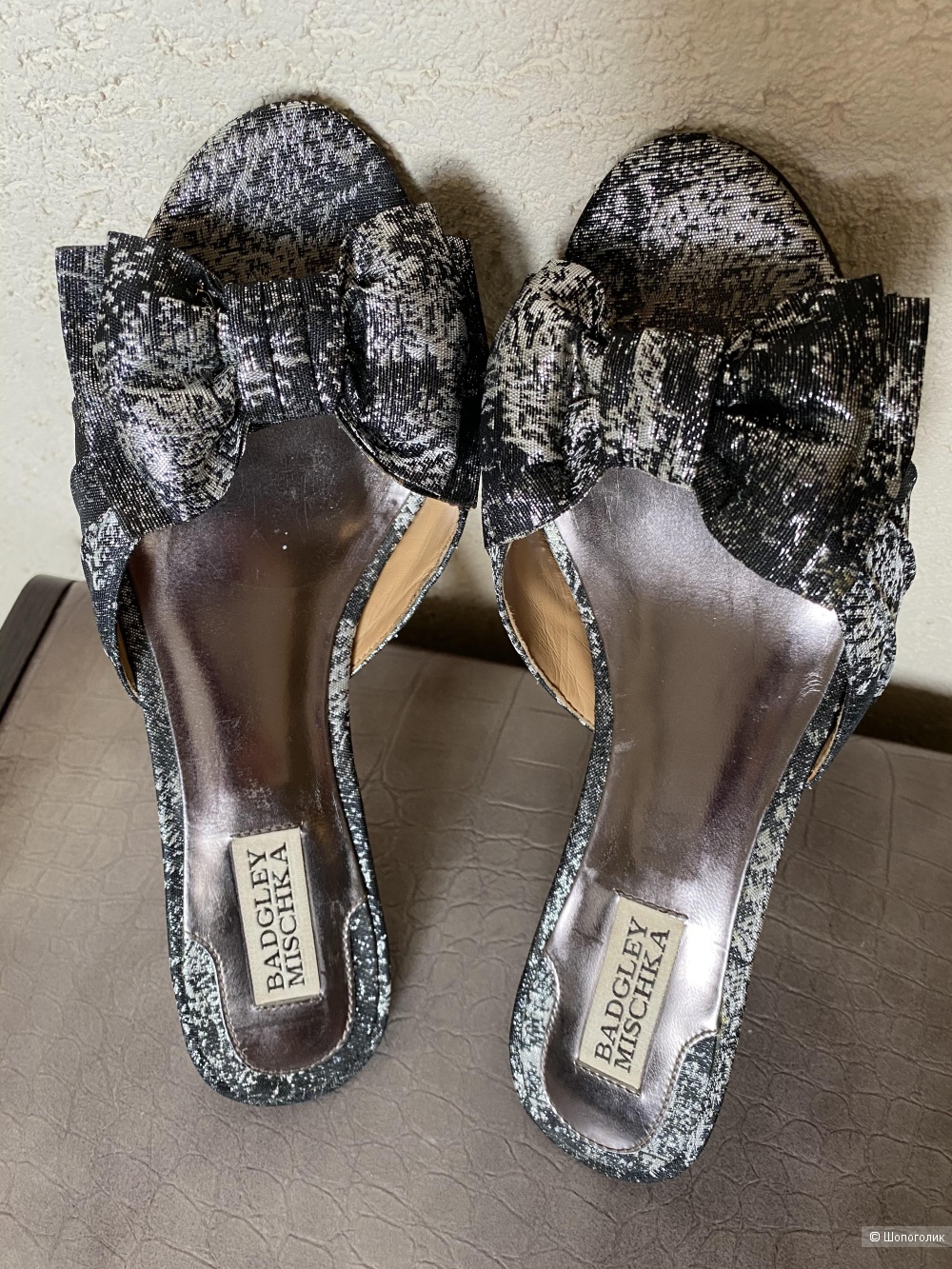 Шлепки Badgley Mischka, 7,5 (USA)