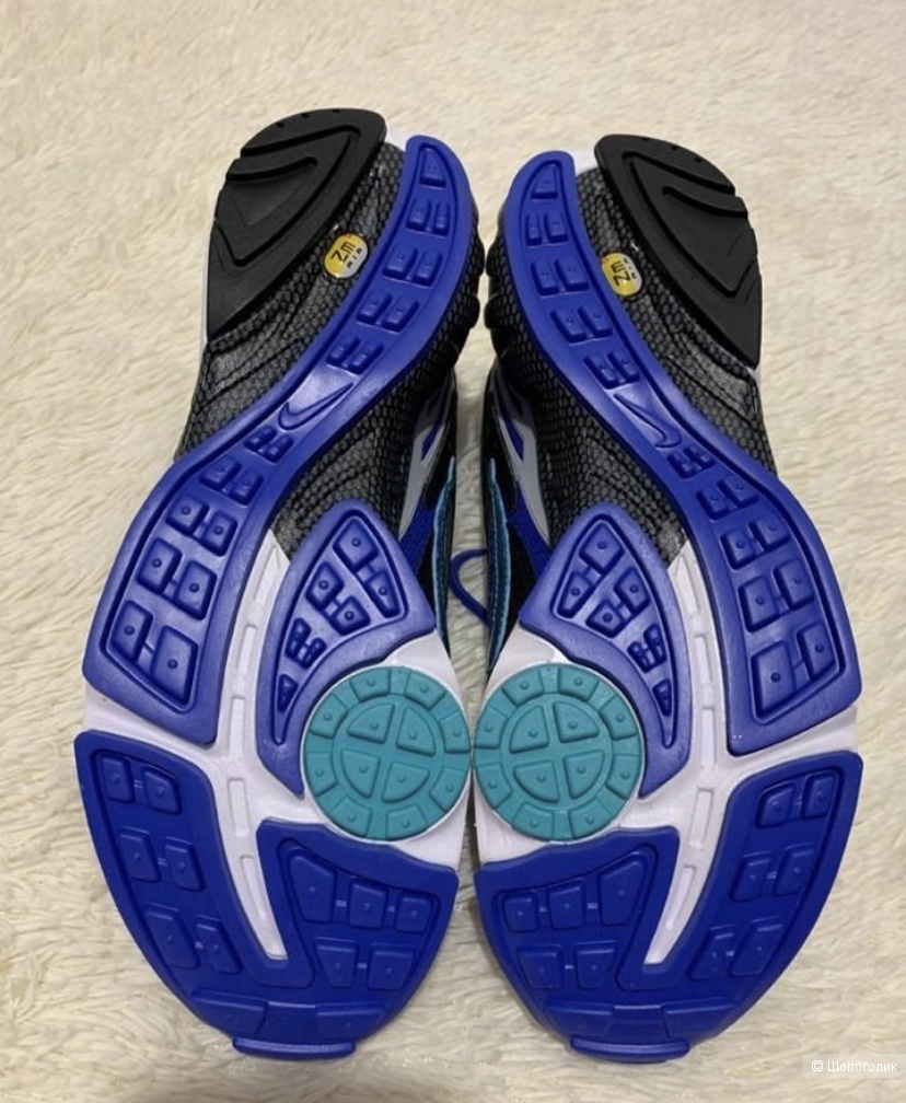 Кроссовки Nike Ghost Racer размер 40