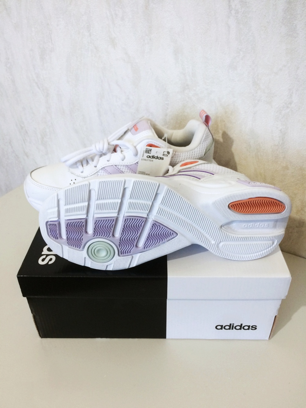 Кроссовки adidas, размер 38,5