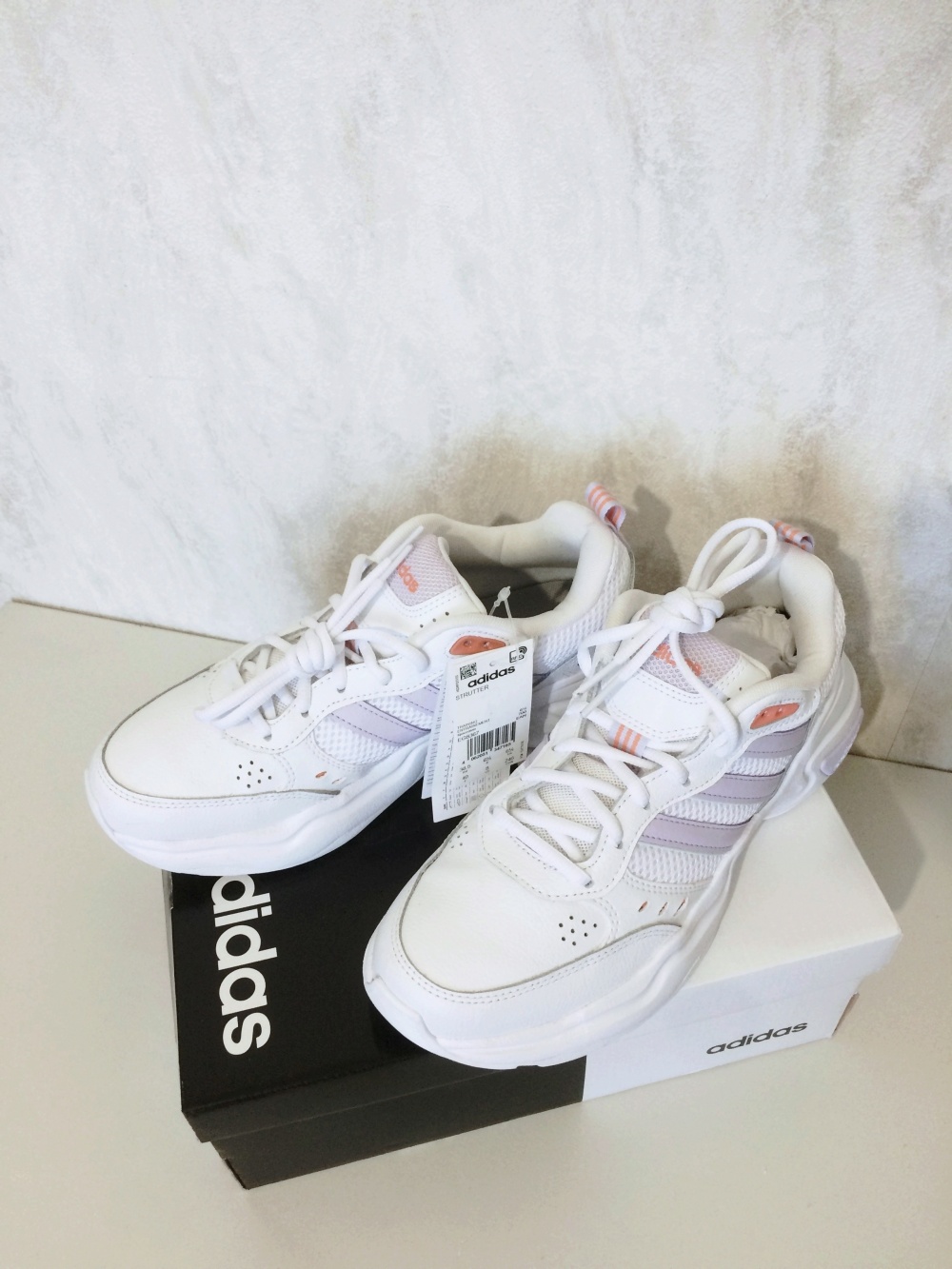 Кроссовки adidas, размер 38,5
