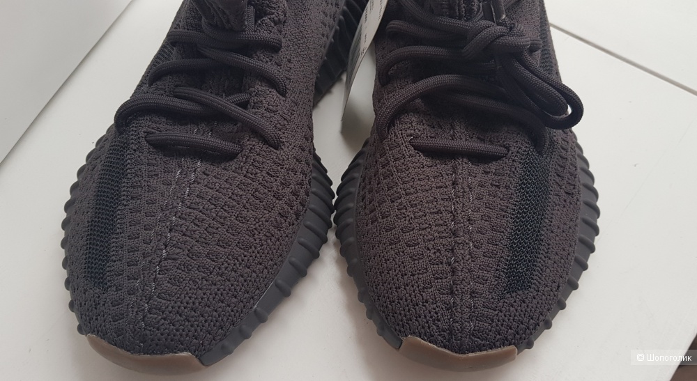 Кроссовки Adidas Yeezy Boost 350 V2