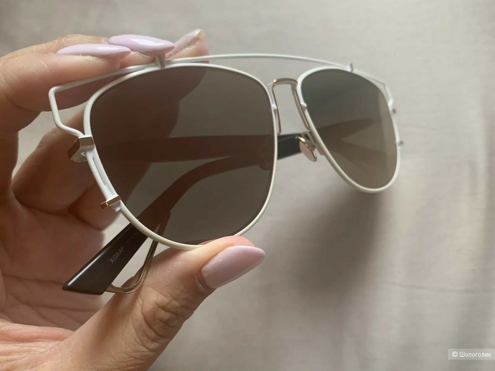 Солнцезащитные очки Christian Dior