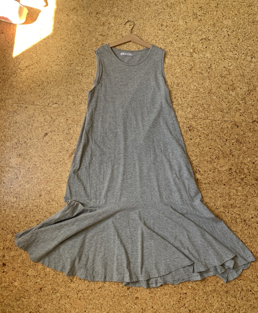 Платье-футболка Pull and Bear, размер М