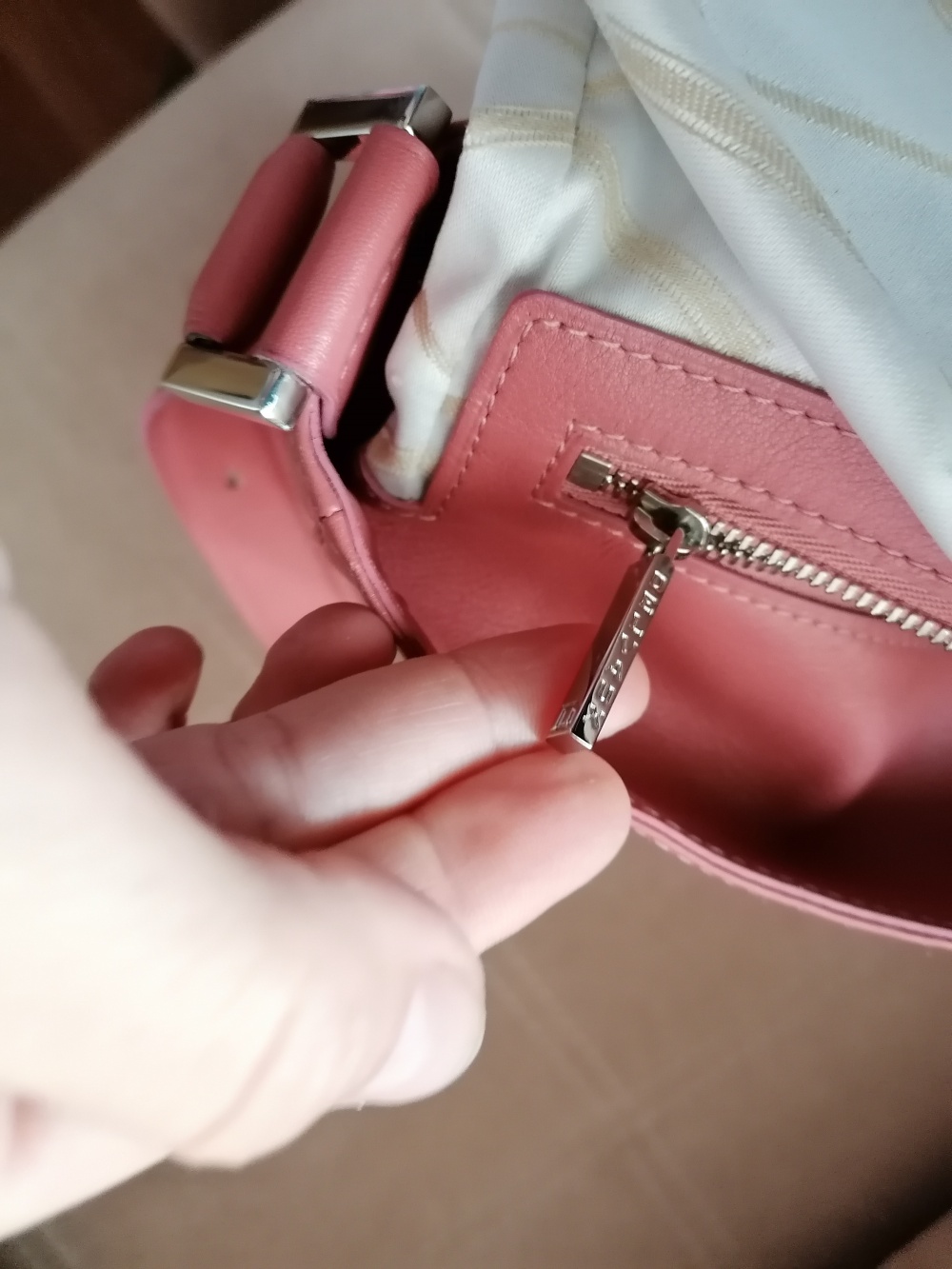 Кожаная сумка Delvaux
