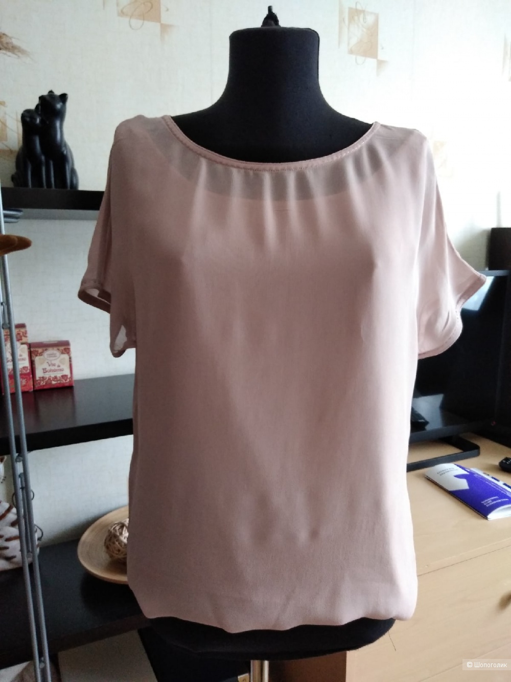 Блузка из 100% шелка Nitya. Размер: FR 38 (42-44).