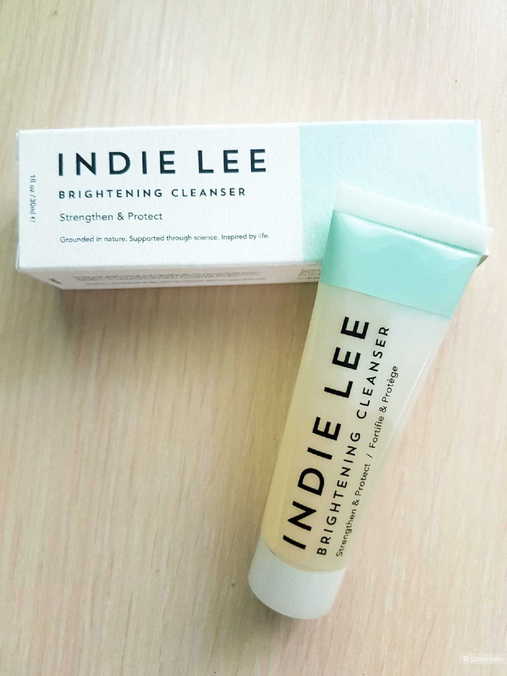 Желе для умывания Indie Lee Brightening Cleanser 30мл.