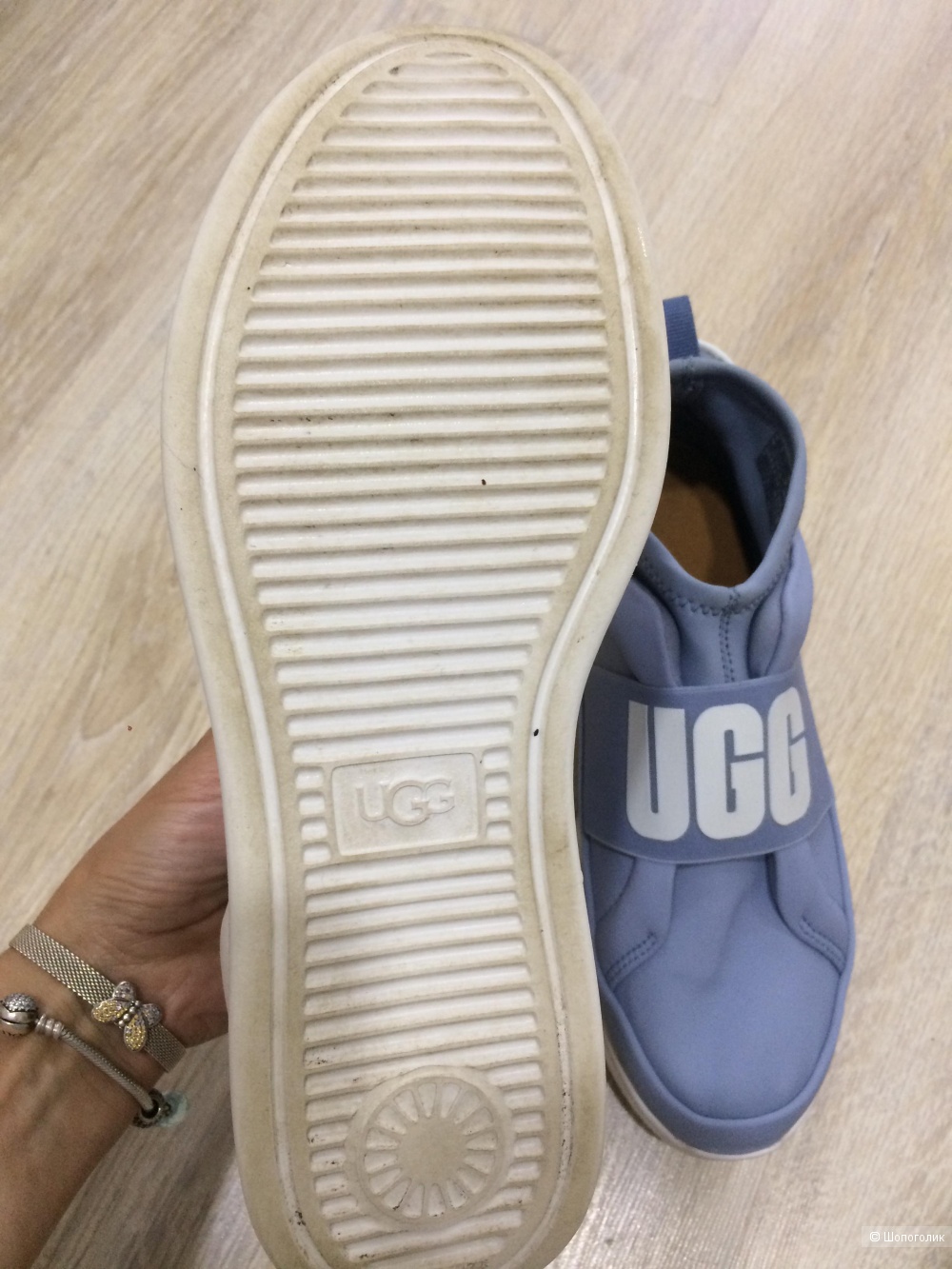 Кроссовки UGG