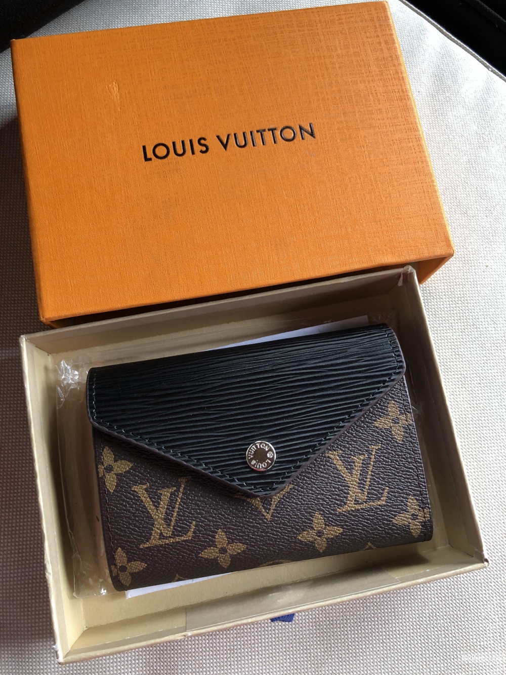 Кошелек портмоне LOUIS VUITTON Marie-lou, one size