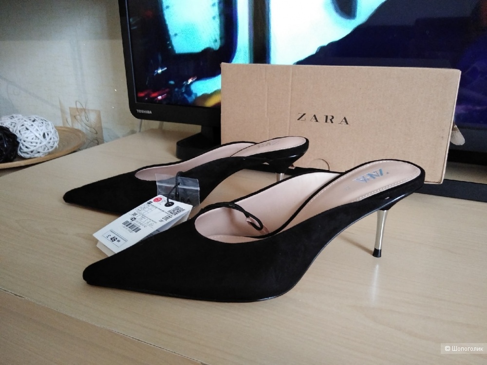 Мюли из натуральной замши Zara. Размер: 36.