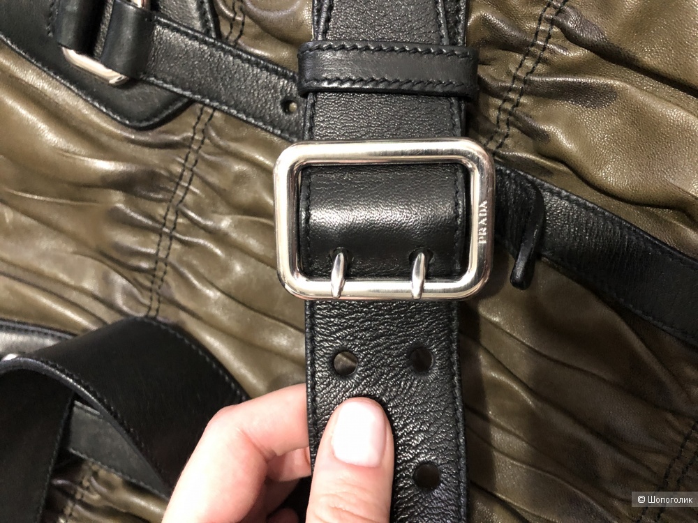 Сумка Prada размер 40 на 45 см