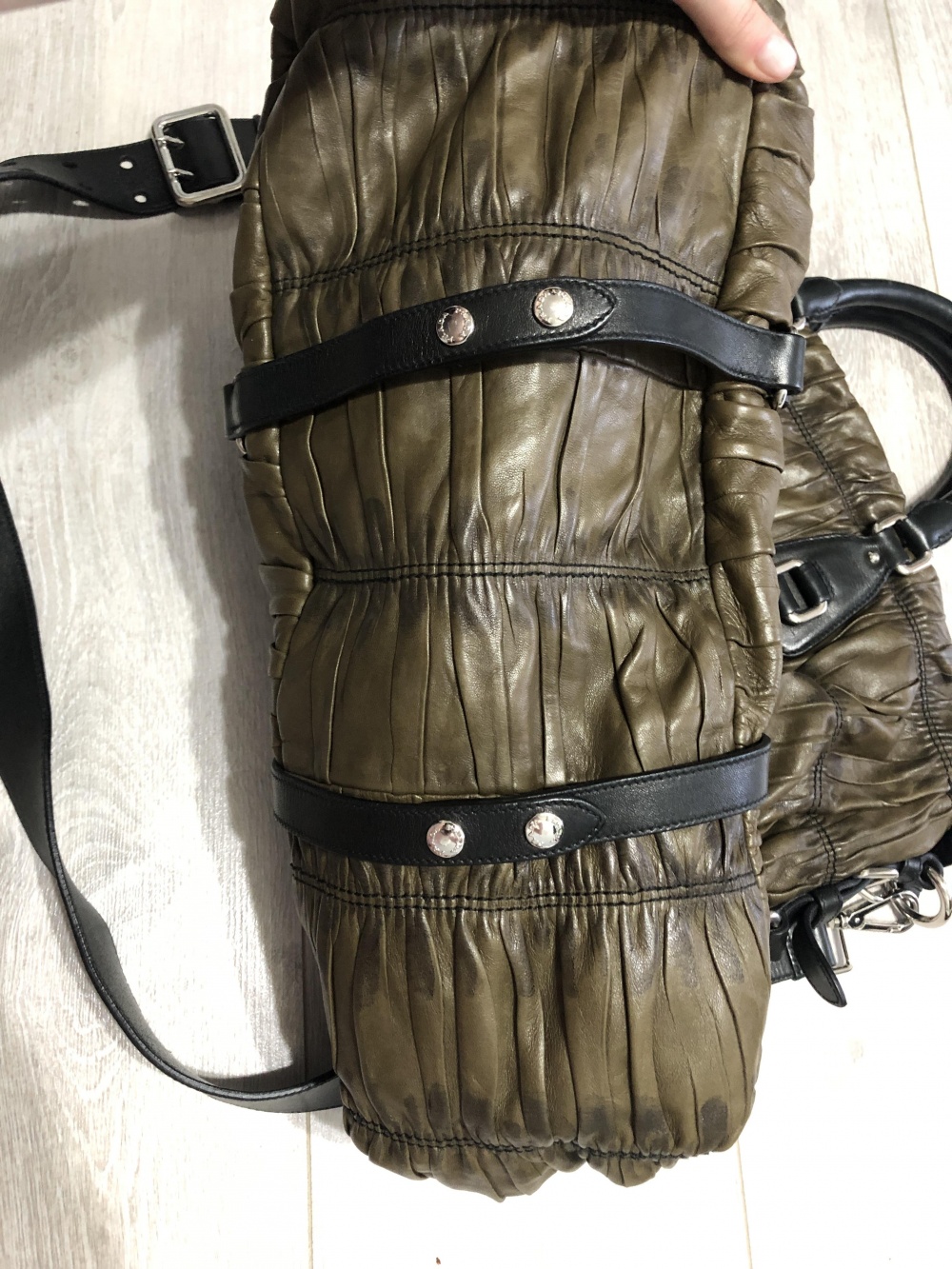Сумка Prada размер 40 на 45 см