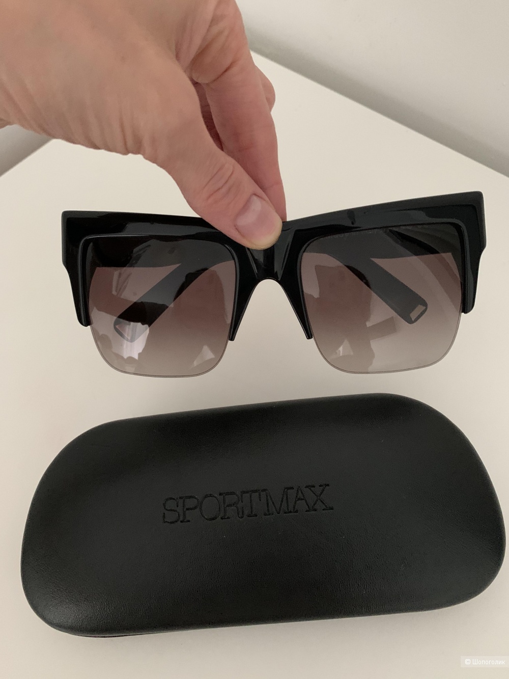 Солнцезащитные очки Sportmax