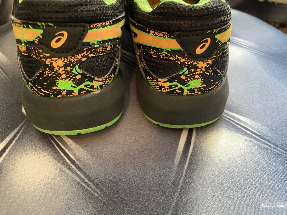 Детские кроссовки Asics, размер 33,5