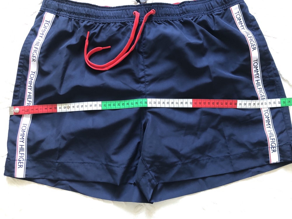 Мужские шорты TOMMY HILFIGER р. XL