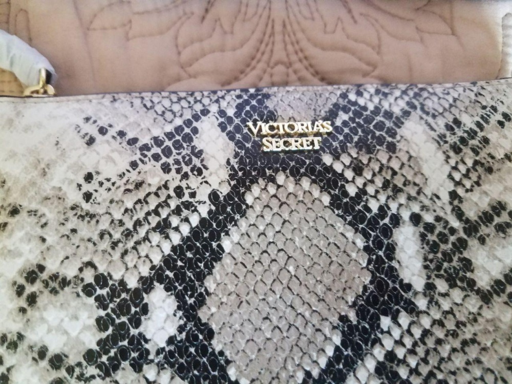 Набор из 3 косметичек Victoria's Secret