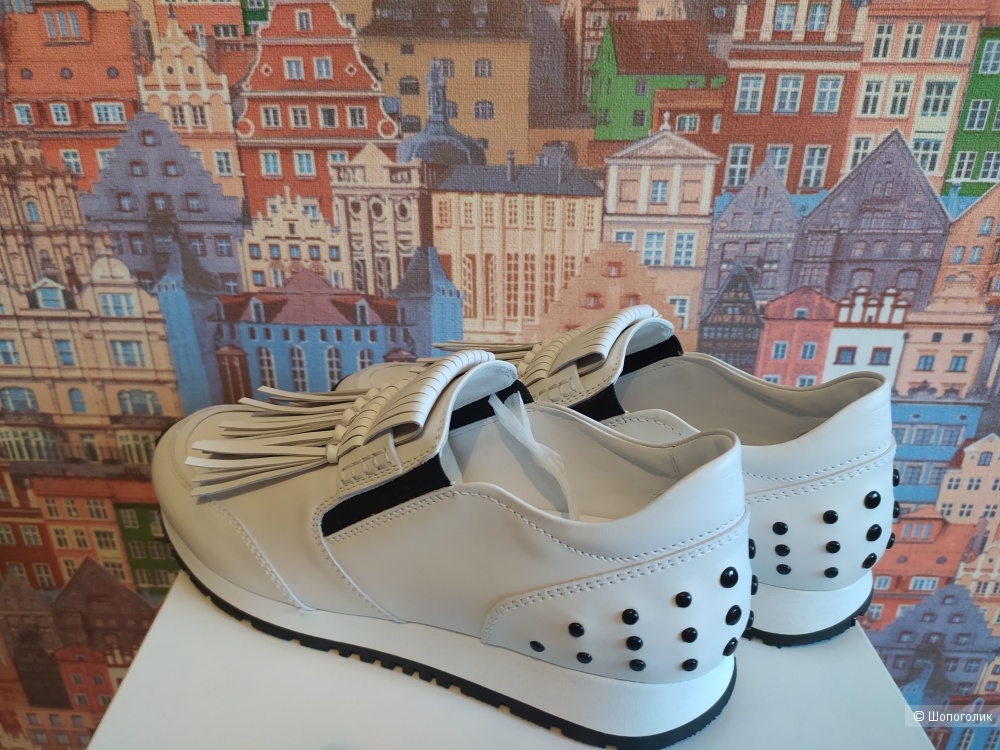 Сникерсы Tod's, размер 41,5