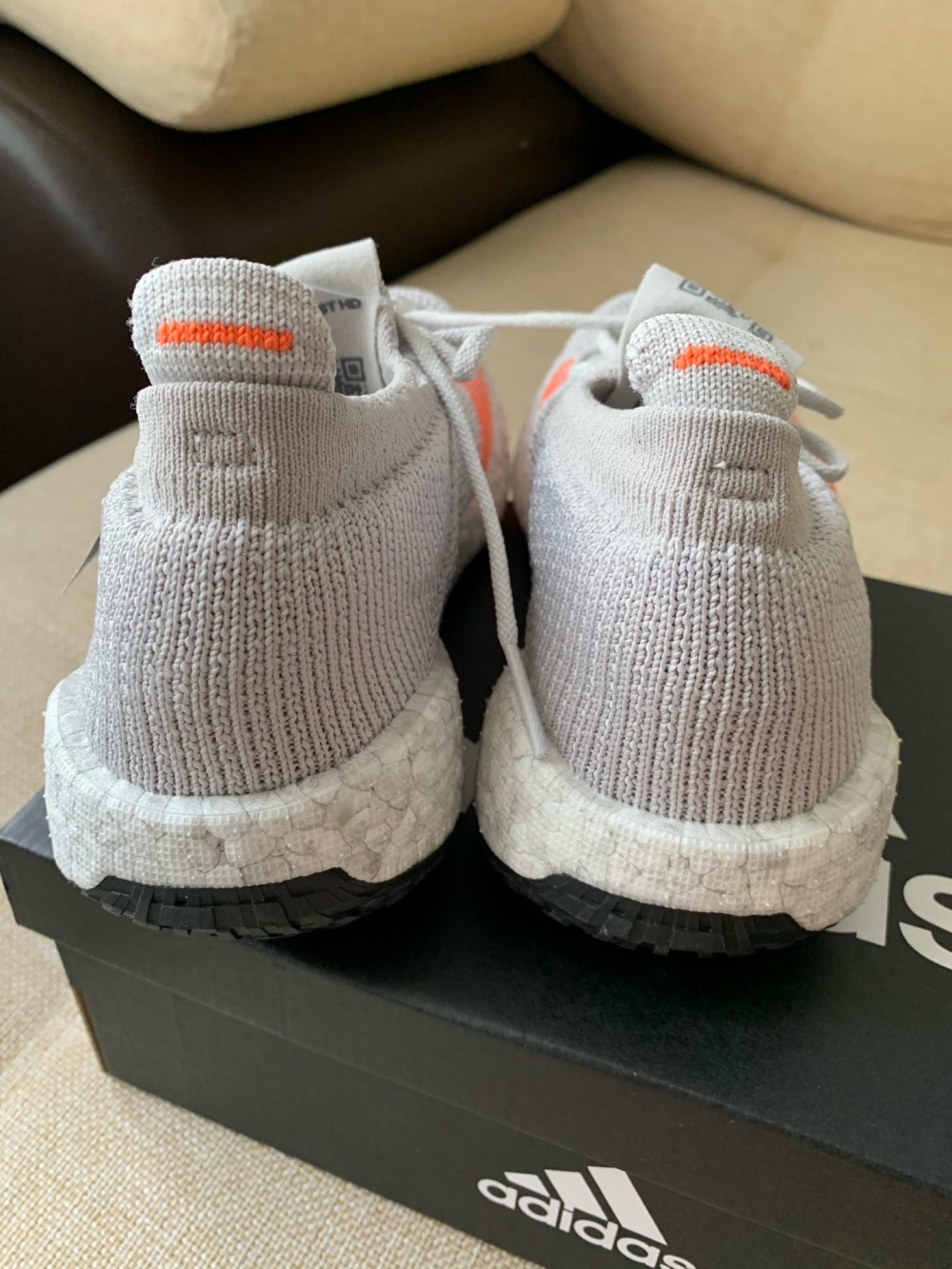 Кроссовки Adidas PulseBOOST HD US 6,5 (38)