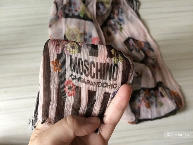 Шарф Moschino